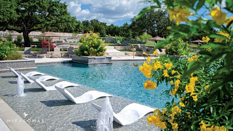 The Summit at Miralomas - Pool