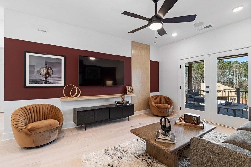 The Emilia - Bonus Room