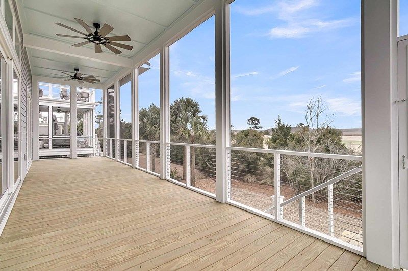 The Brentshire - Porch