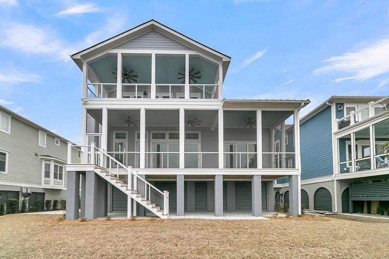 The Brentshire - Exterior Rear