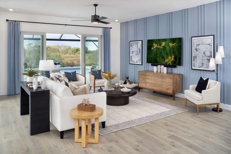 The Rubytail - Family Room