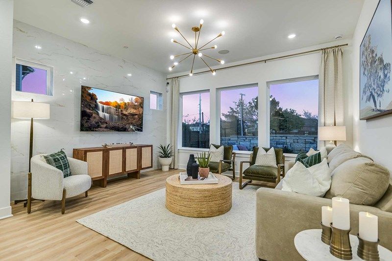 The Fawn - Family Room