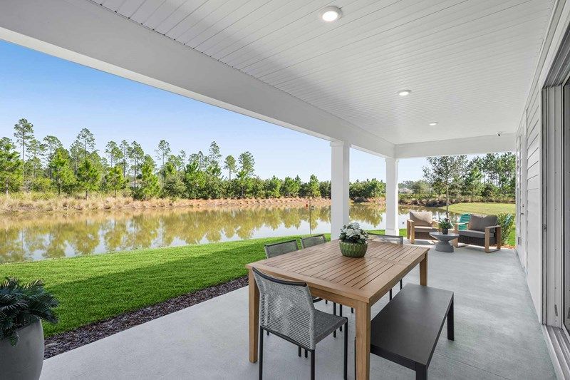 The Brasher - Lanai