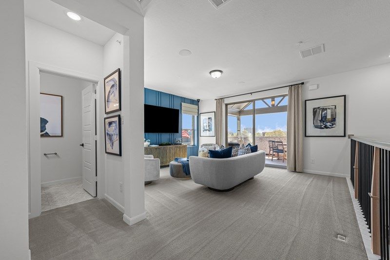 The Julien - Bonus Room