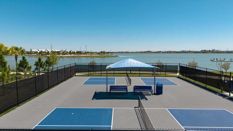 Emerald Landing at Waterside at Lakewood Ranch - Pickleball Courts