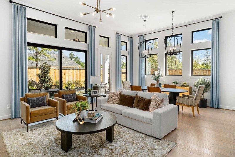 The Azalea - Family Room