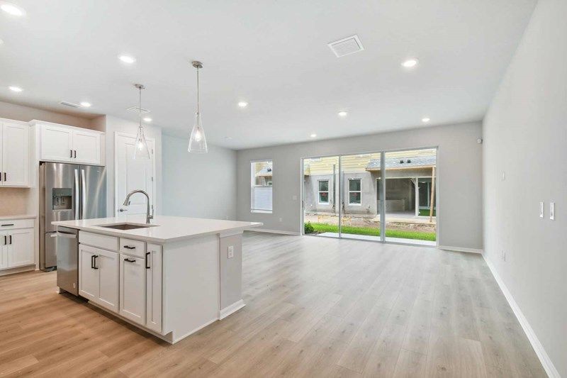 The Magbee II - Family Room