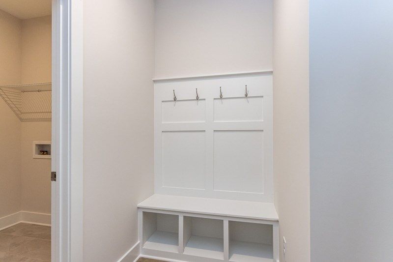 The Darien - Mudroom