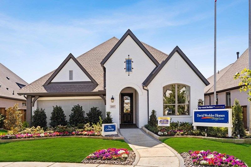 The Cedaridge - Front Exterior