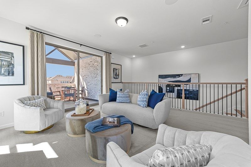 The Julien - Bonus Room