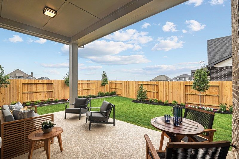 The Conroe - Outdoor Living