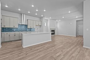 Kinston Cottage - Loveland, CO