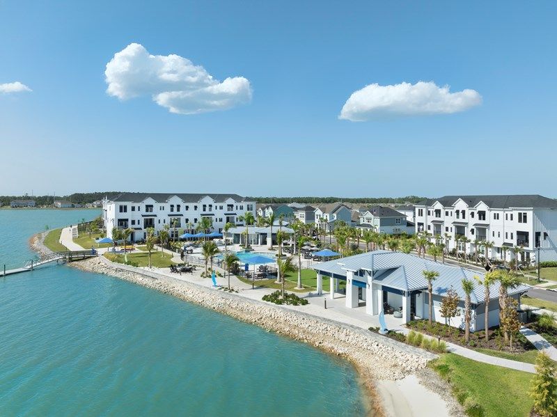 Emerald Landing at Waterside at Lakewood Ranch - Amenities