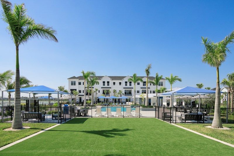 Emerald Landing at Waterside at Lakewood Ranch - Amenities