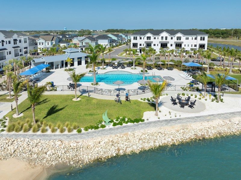 Emerald Landing at Waterside at Lakewood Ranch - Amenities