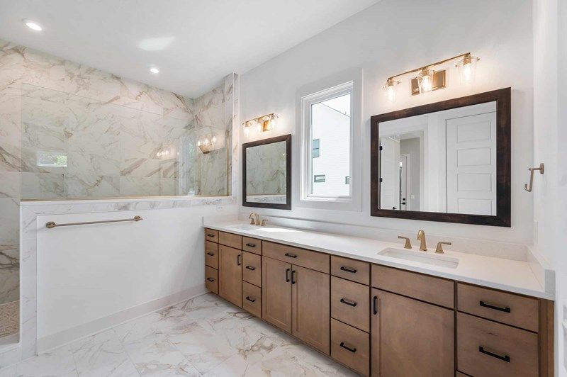 The Brunson - Owner's Bath