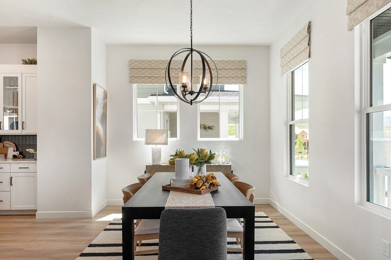 The Inglenook - Dining Room