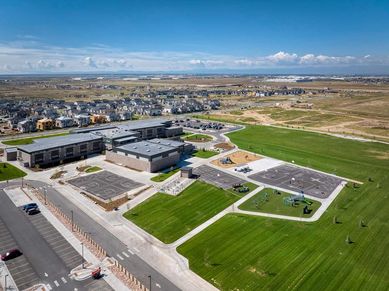 Aurora Highlands P-8 School