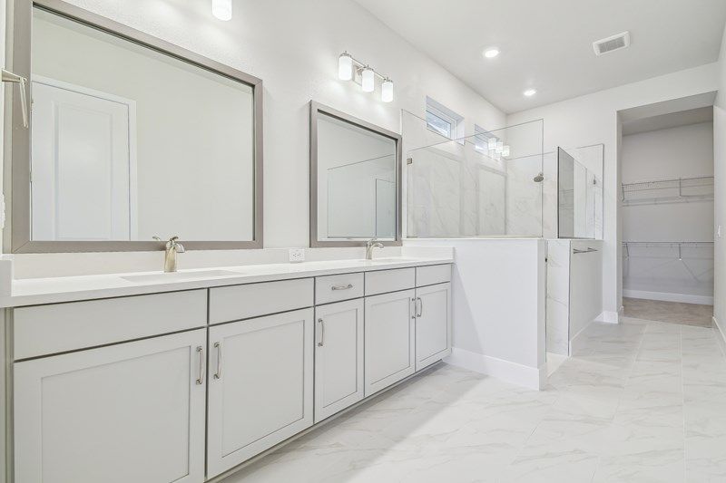 The Colston - Owner's Bath