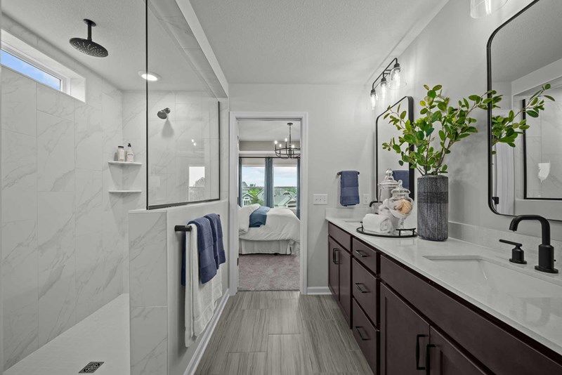 The Ontario - Owner's Bath