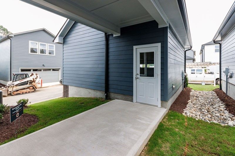 The Brockway - Breezeway