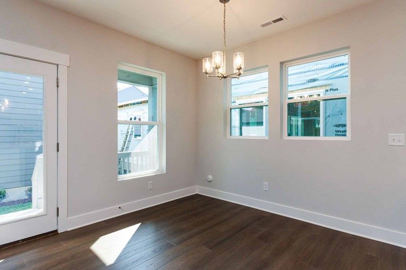 The Pickney - Dining Room