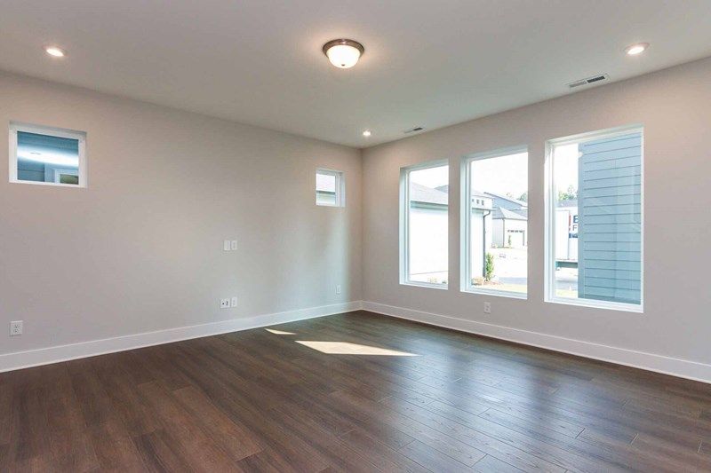 The Pickney - Living Room