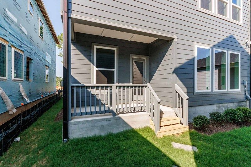 The Pickney - Exterior Rear