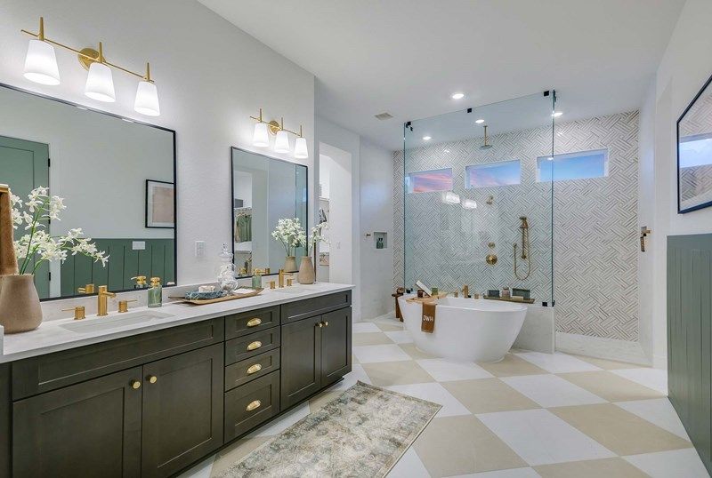 The Monterey - Owner's Bath