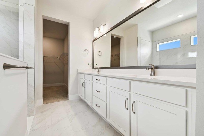 The Arden - Owner's Bath