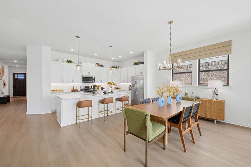 The Lantana - Dining