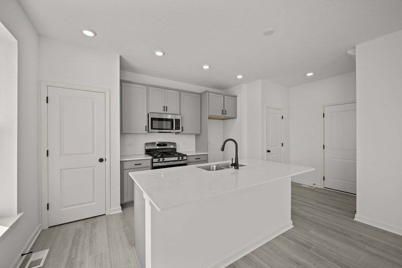 The Dailey - Kitchen