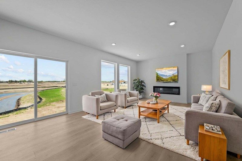 The Rochester - Family Room