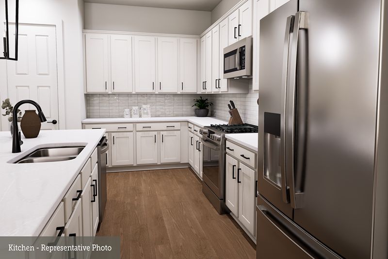 The Columbus - Kitchen