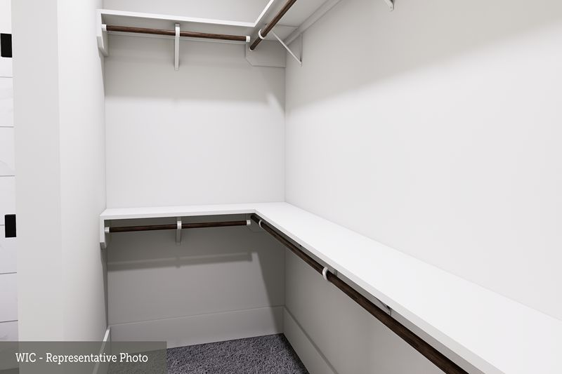 The Denton - Walk-in Closet
