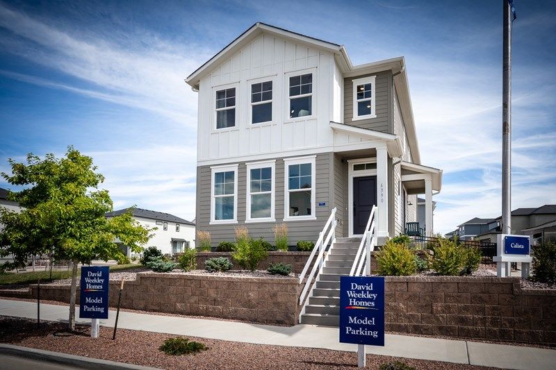 The Calista - Front Exterior