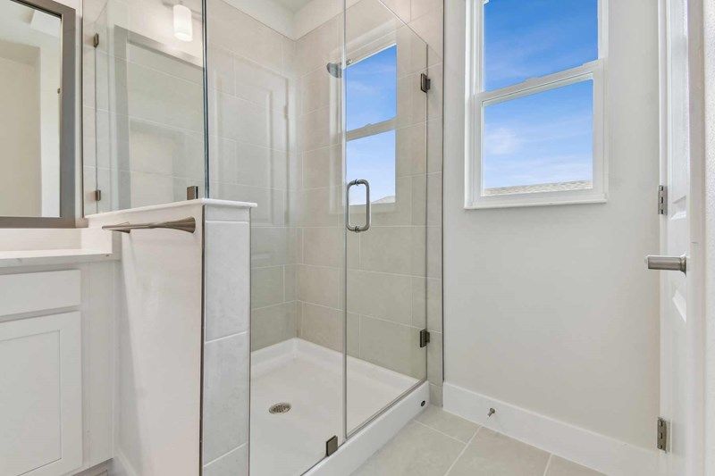 The Bradson - Owner's Bath