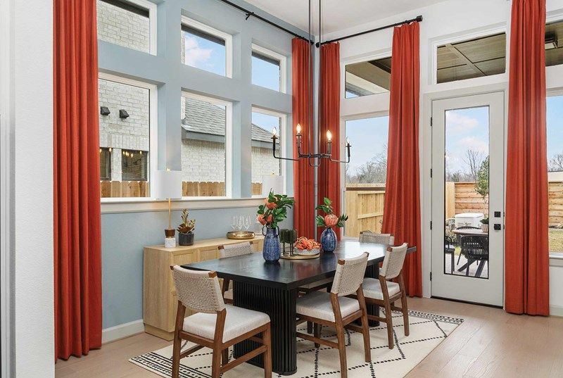 The Antonio - Dining