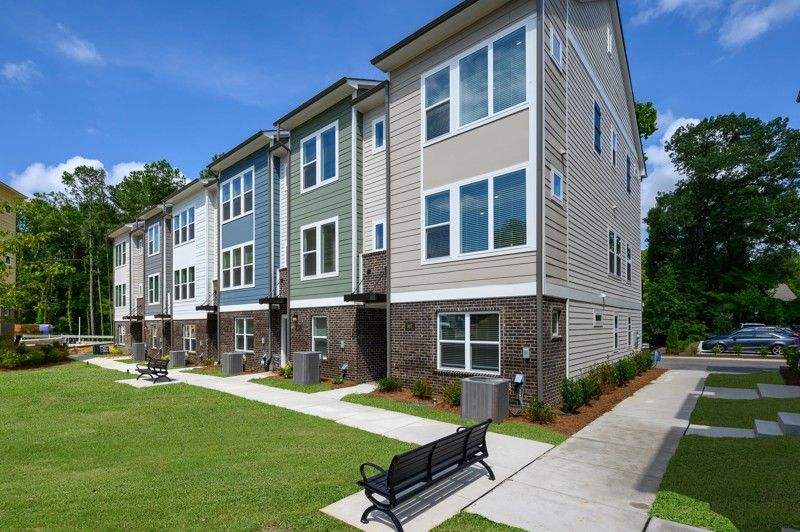 1425 Lithium Lane (Finney)