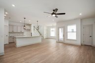 Marilyn Woods - The Courtyard Collection por David Weekley Homes en Indianapolis Indiana