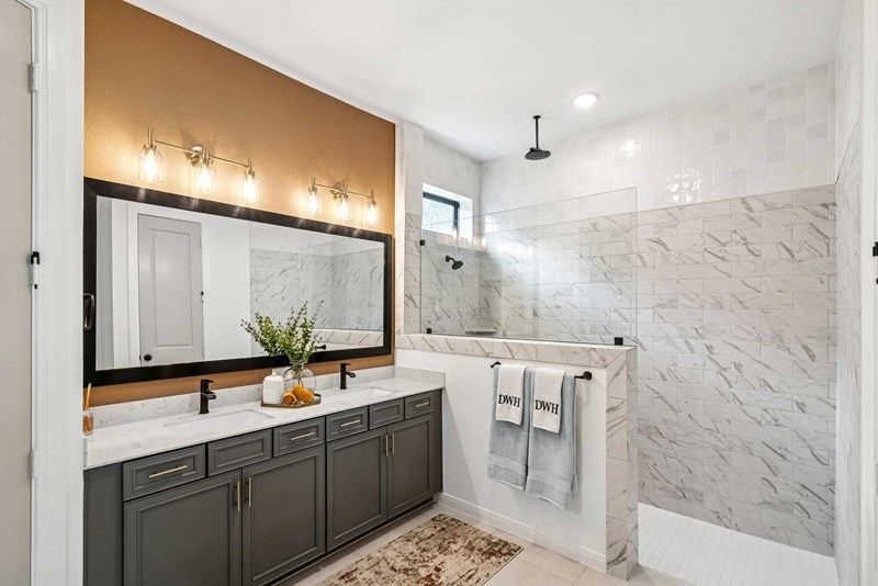 The Crowson - Owner's Bath