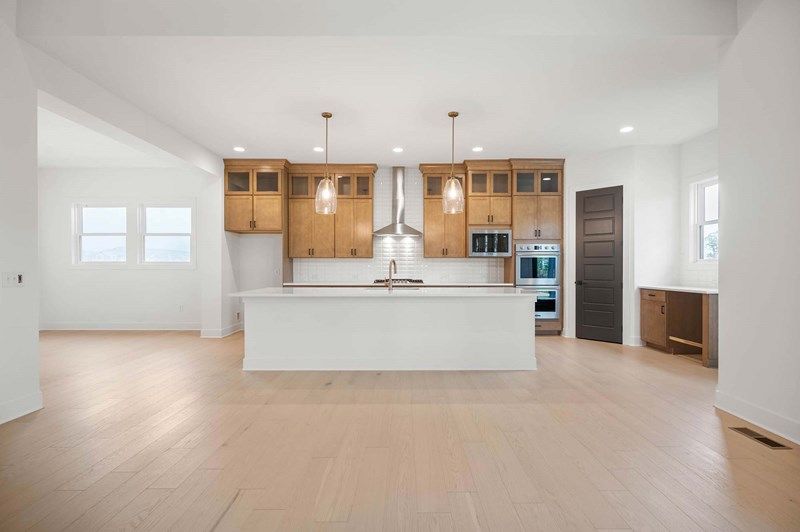 The Stradlin - Kitchen