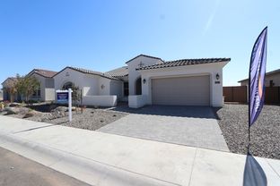 Shanagold - Sentiero at Windrose: Waddell, Arizona - David Weekley Homes