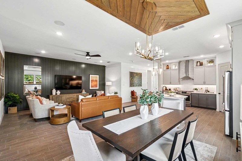 The Crowson - Dining