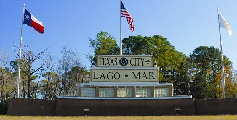 Lago Mar Monument