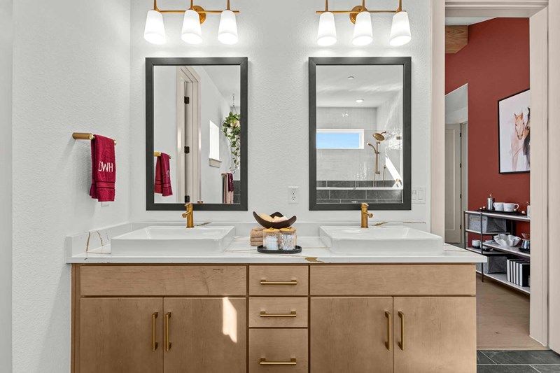 Central Living - Urban Quick Move-in Homes - Owner's Bath