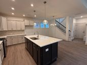 Marilyn Woods - The Courtyard Collection por David Weekley Homes en Indianapolis Indiana