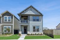 The Retreat at Harvest por David Weekley Homes en Dallas Texas