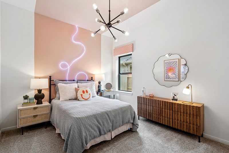 The Crowson - Bedroom