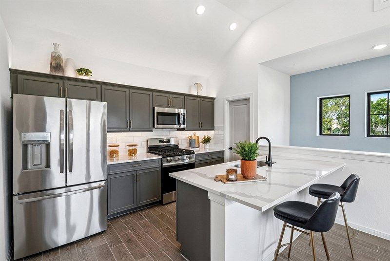 The Crowson - Above Garage Retreat
